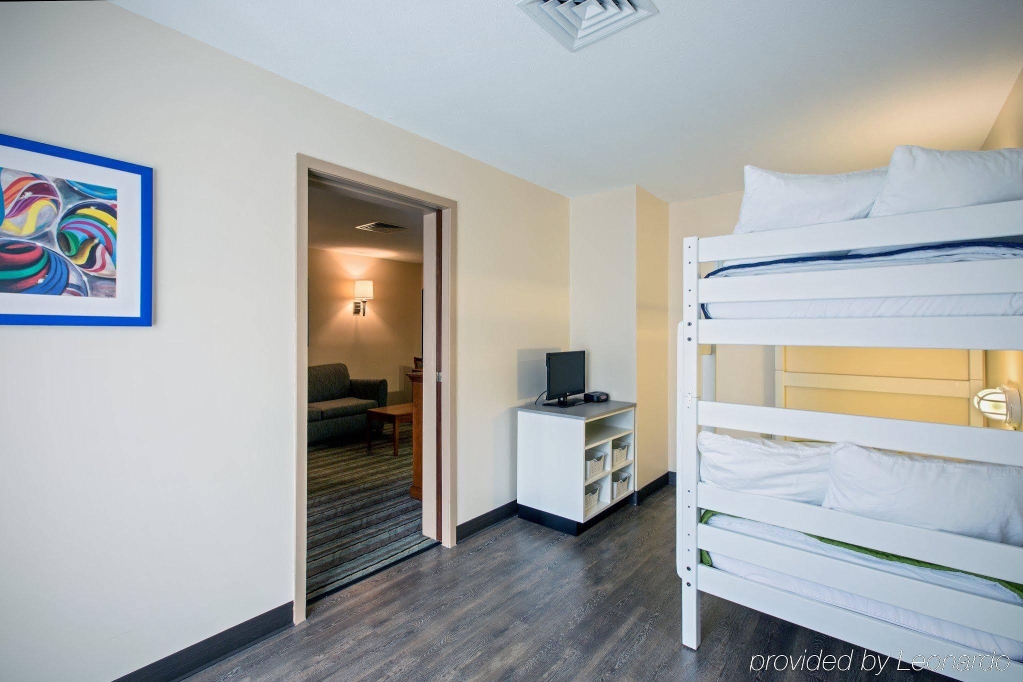 Holiday Inn Express & Suites Salamanca, An Ihg Hotel Ngoại thất bức ảnh