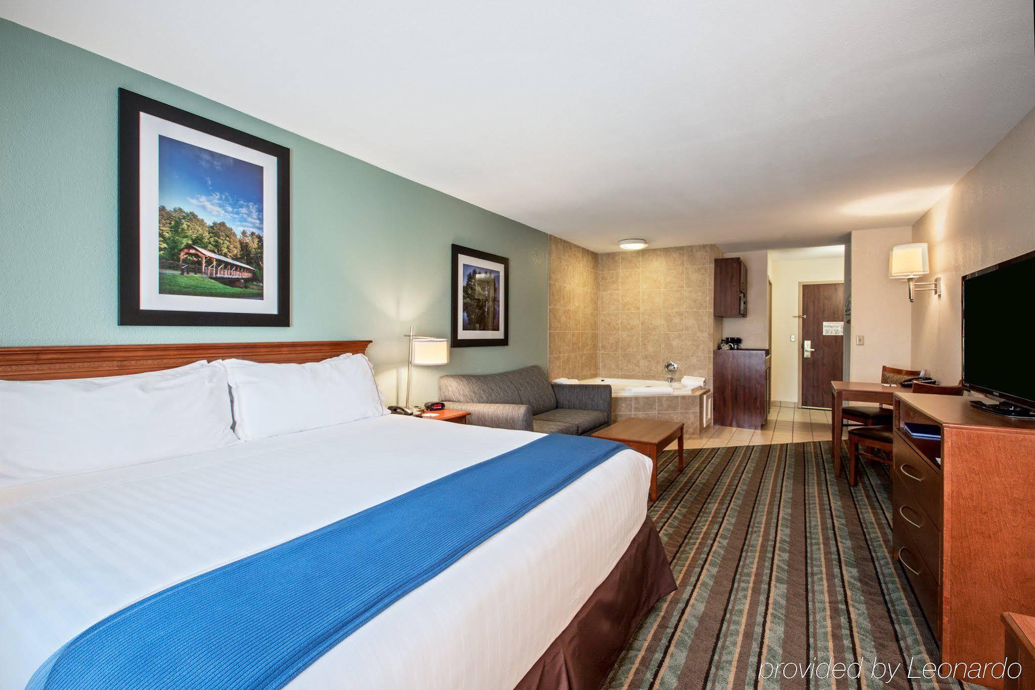 Holiday Inn Express & Suites Salamanca, An Ihg Hotel Ngoại thất bức ảnh